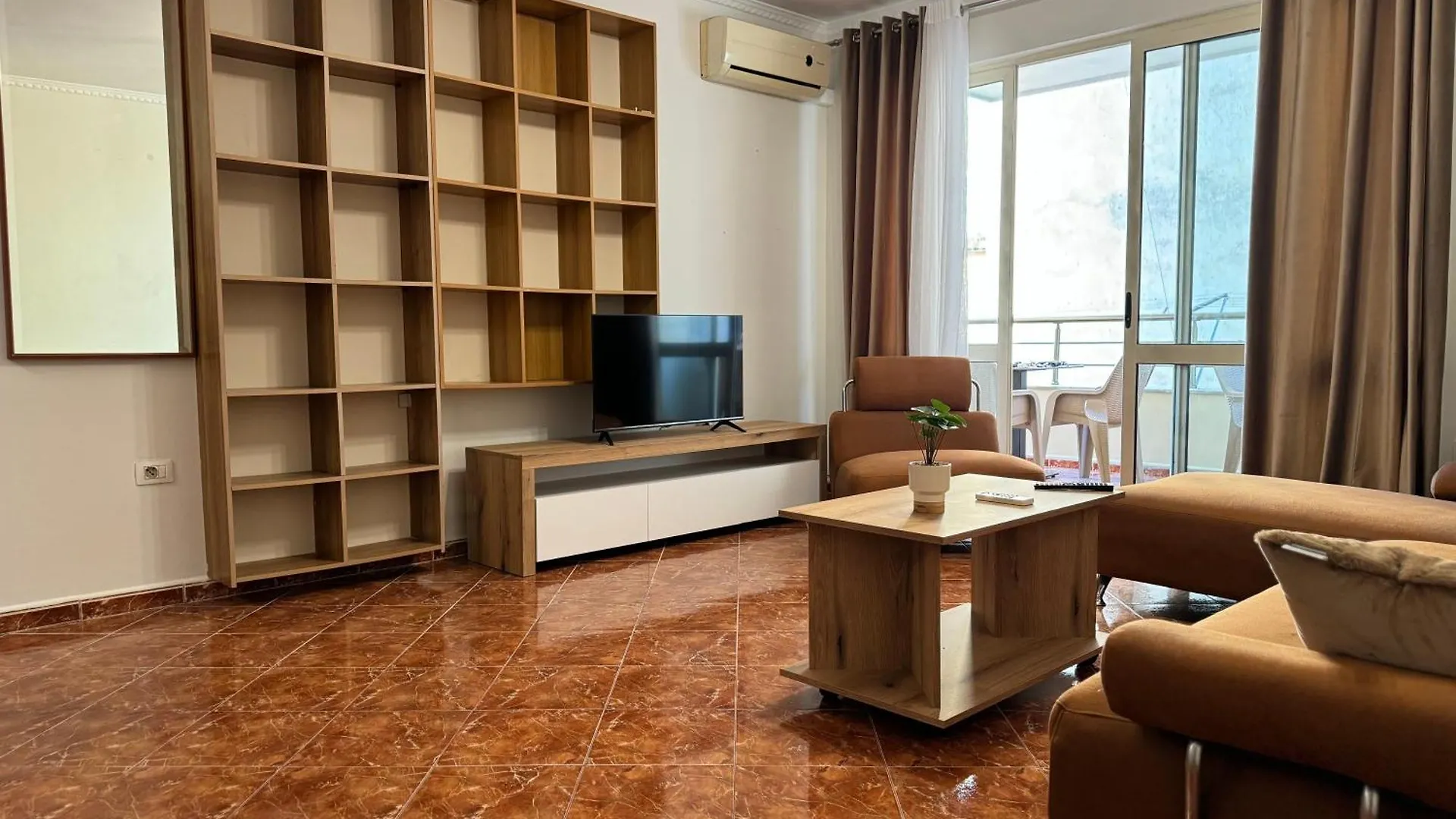 New Skanderbeg Square Apartment Tirana Albania