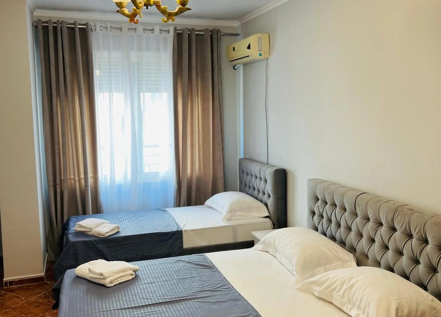 New Skanderbeg Square Apartment Tirana